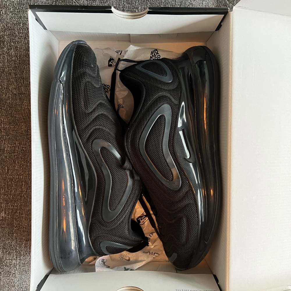 Nike Air Max 720